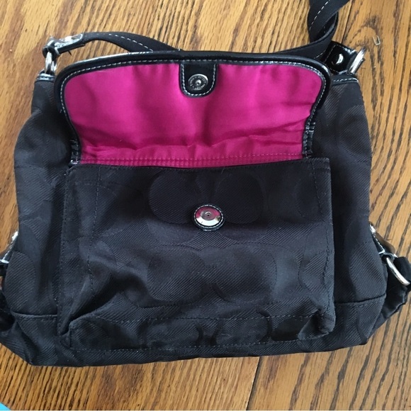 COACH canvas Kyra black signature bag Authentic   - Picture 5 of 9